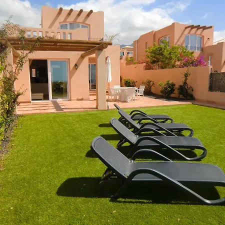 Vila Sunset Villas 5 , 2 Bed With Wifi In Costa Adeje, Tenerife *