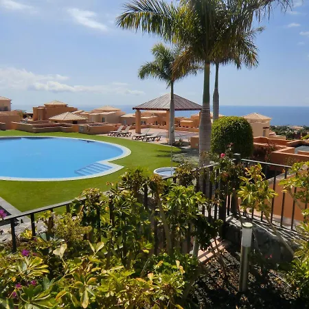 Sunset Villas 5 , 2 Bed With Wifi In Costa Adeje, Tenerife أذيخي