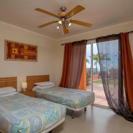 Sunset Villas 5 , 2 Bed With Wifi In Costa Adeje, Tenerife فيلة